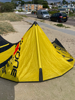 
                  
                    Ozone Uno V2 | 6 Metre | Yellow
                  
                